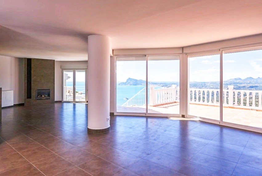 Resale - Villa - Altea