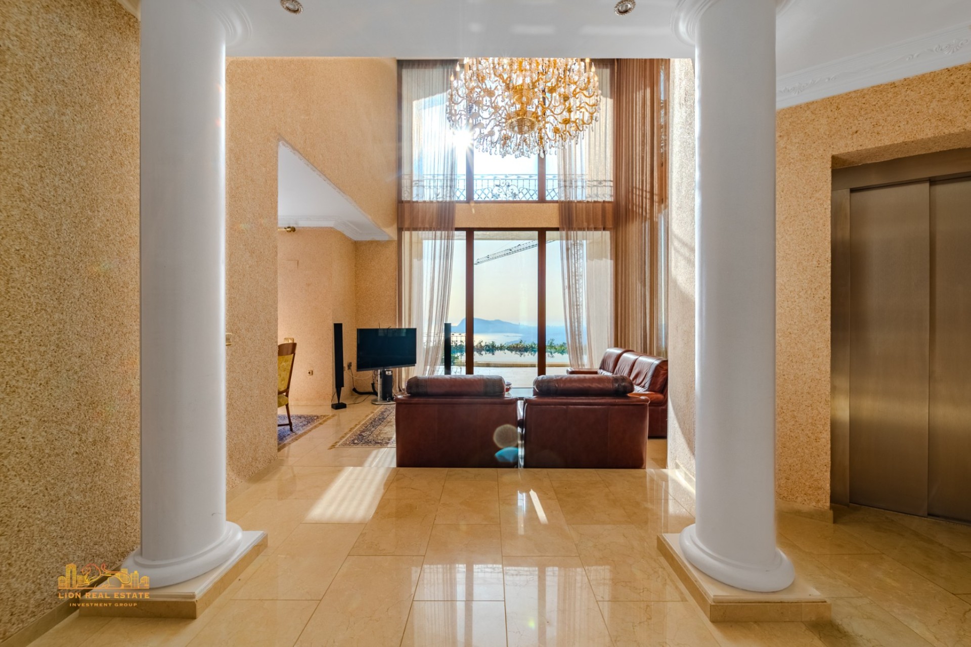 Resale - Villa - Altea