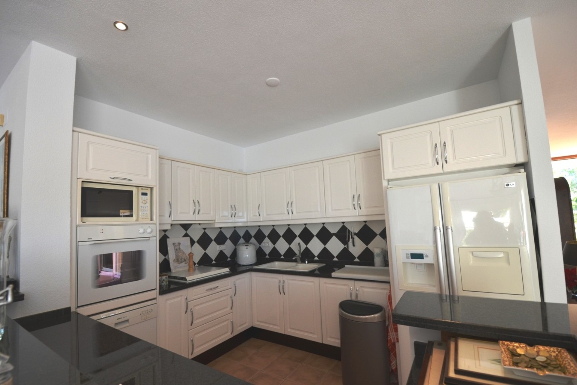 Resale - Villa - Altea