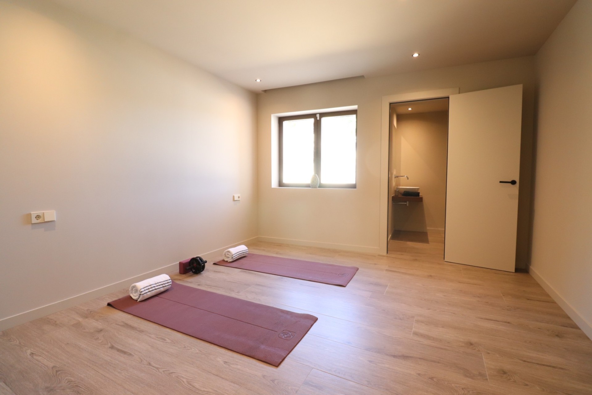 Resale - Villa - Aspe