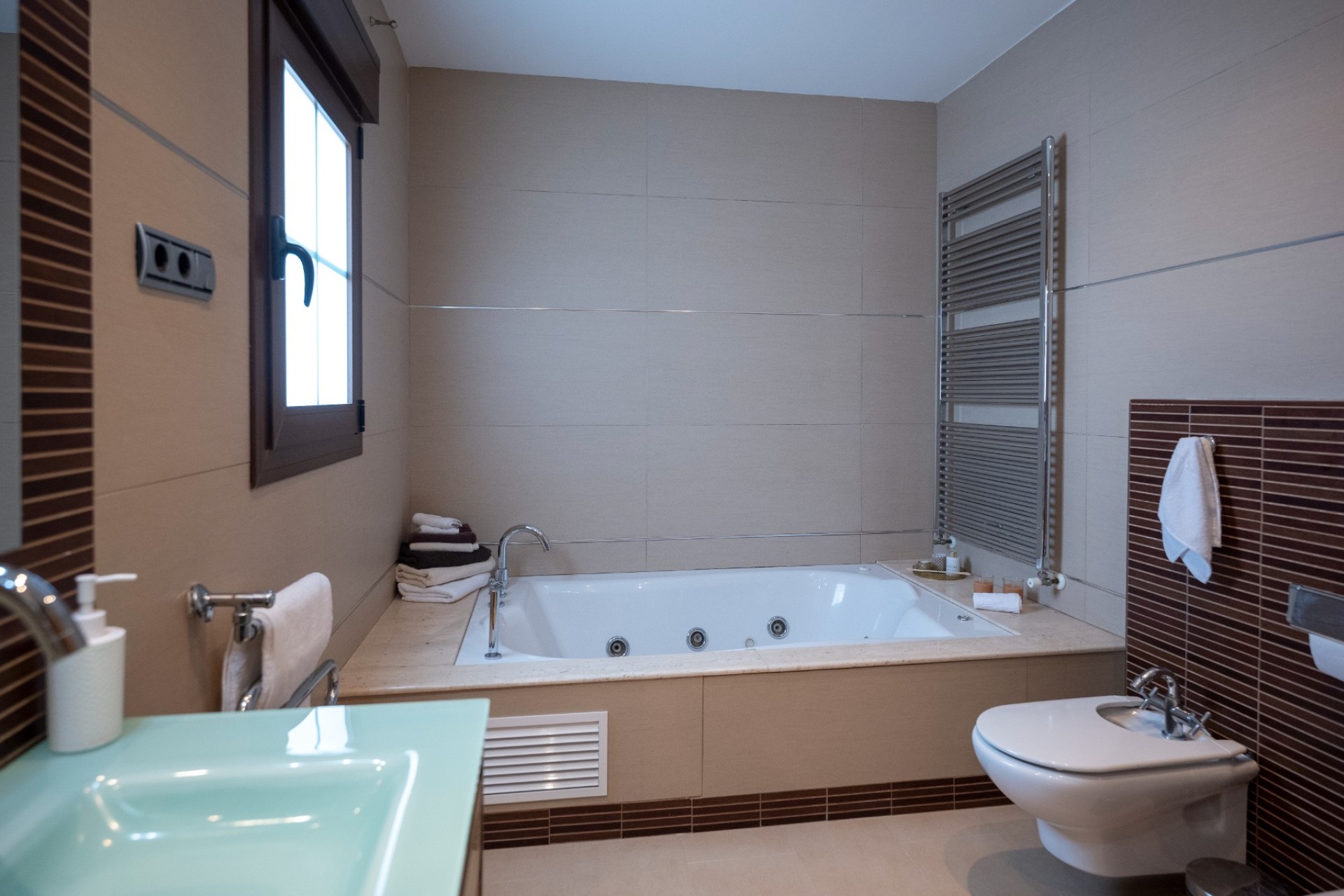 Resale - Villa - Avileses