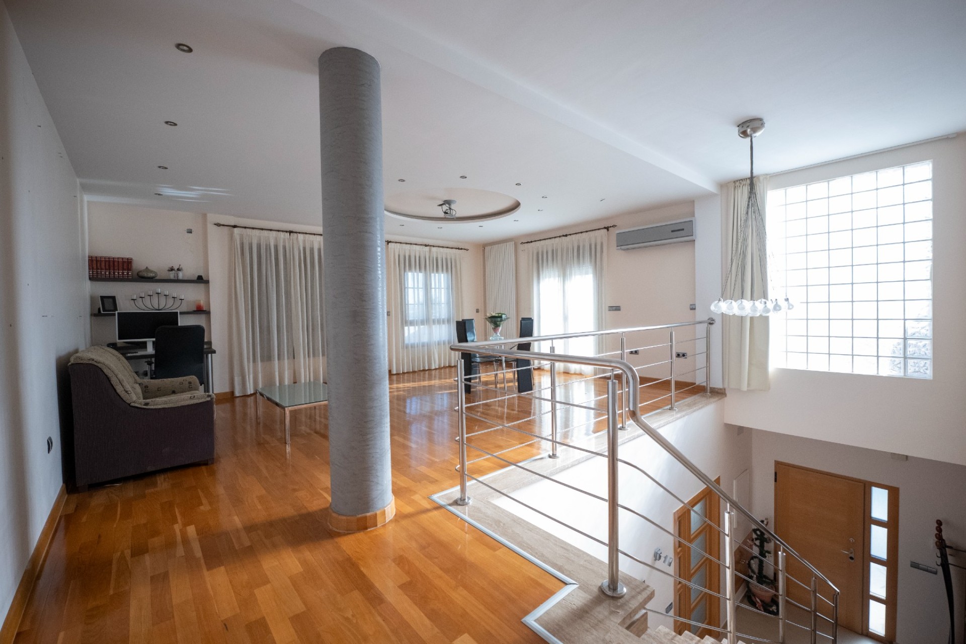 Resale - Villa - Avileses