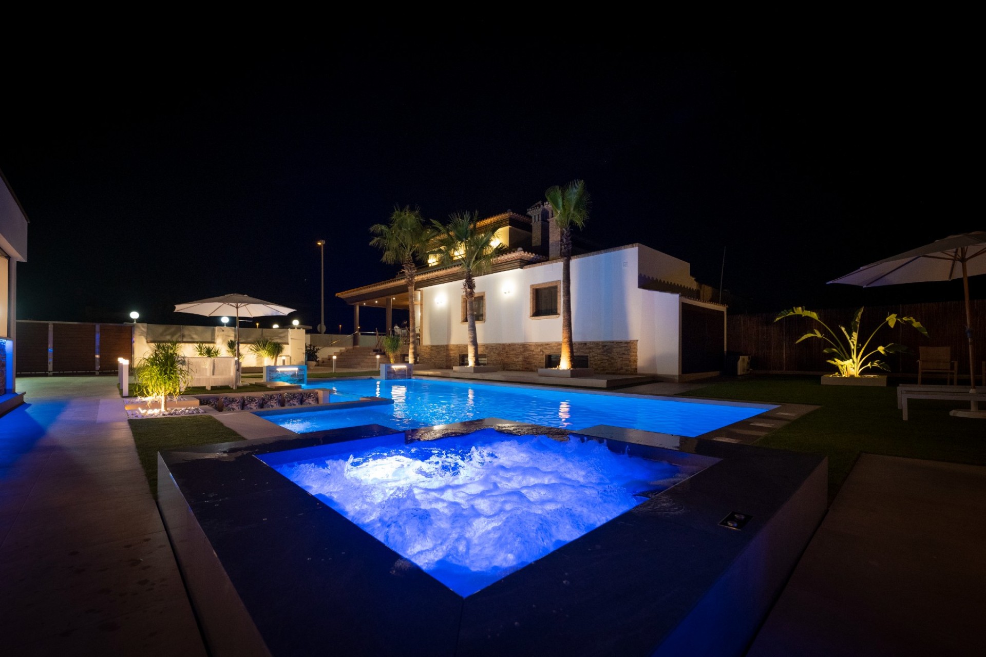 Resale - Villa - Avileses