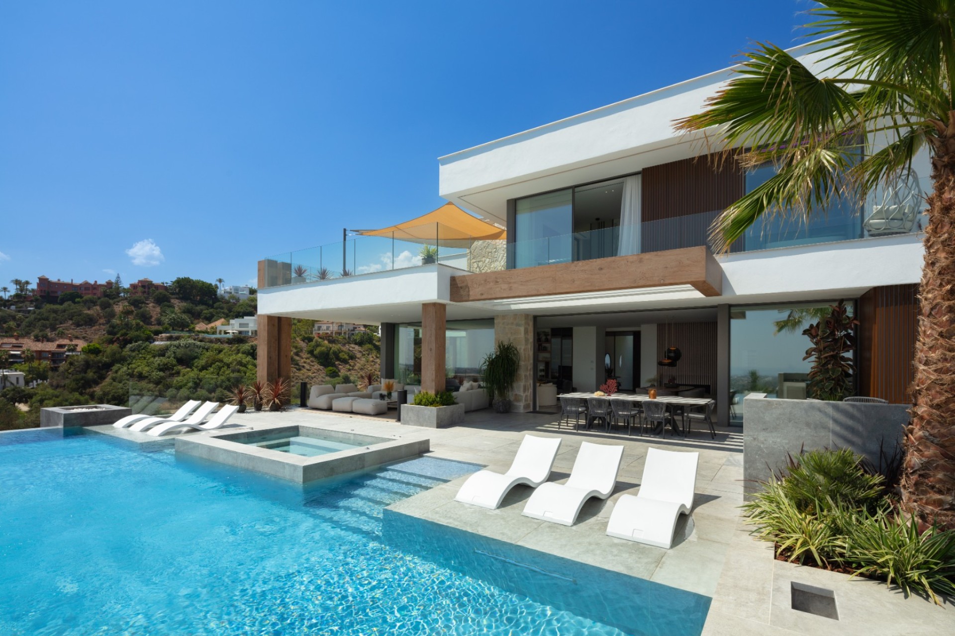 Resale - Villa - Benahavis - La Quinta