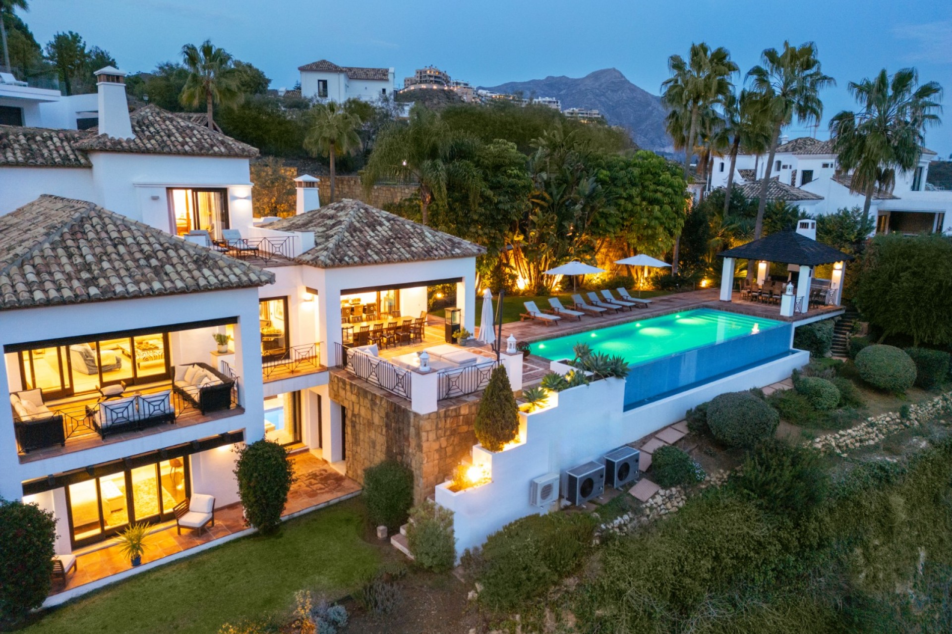 Resale - Villa - Benahavis - La Quinta