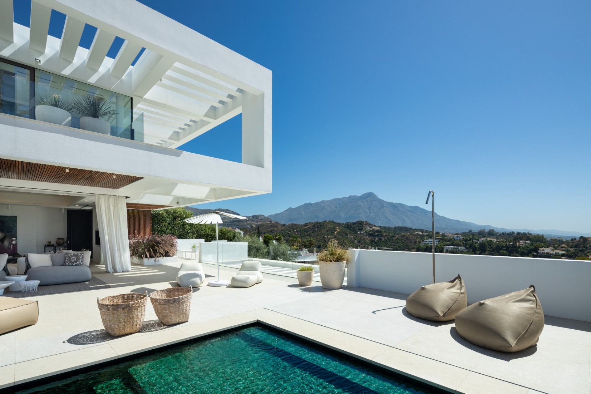 Resale - Villa - Benahavis - La Quinta