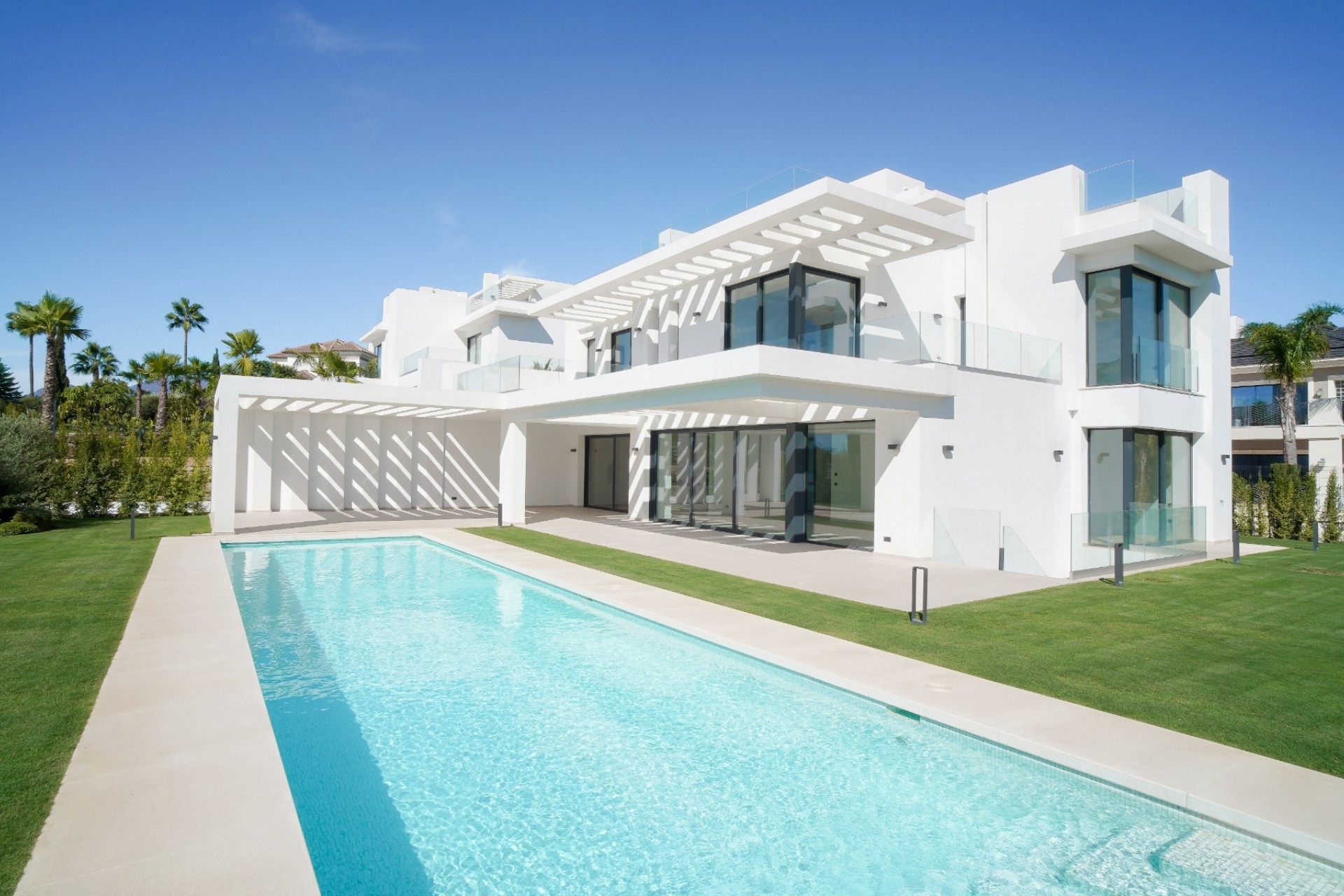 Resale - Villa - Benahavis