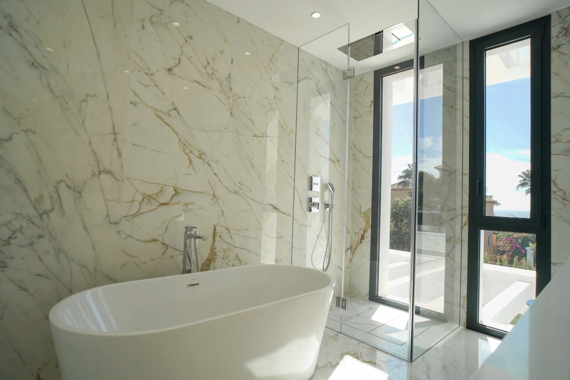 Resale - Villa - Benahavis