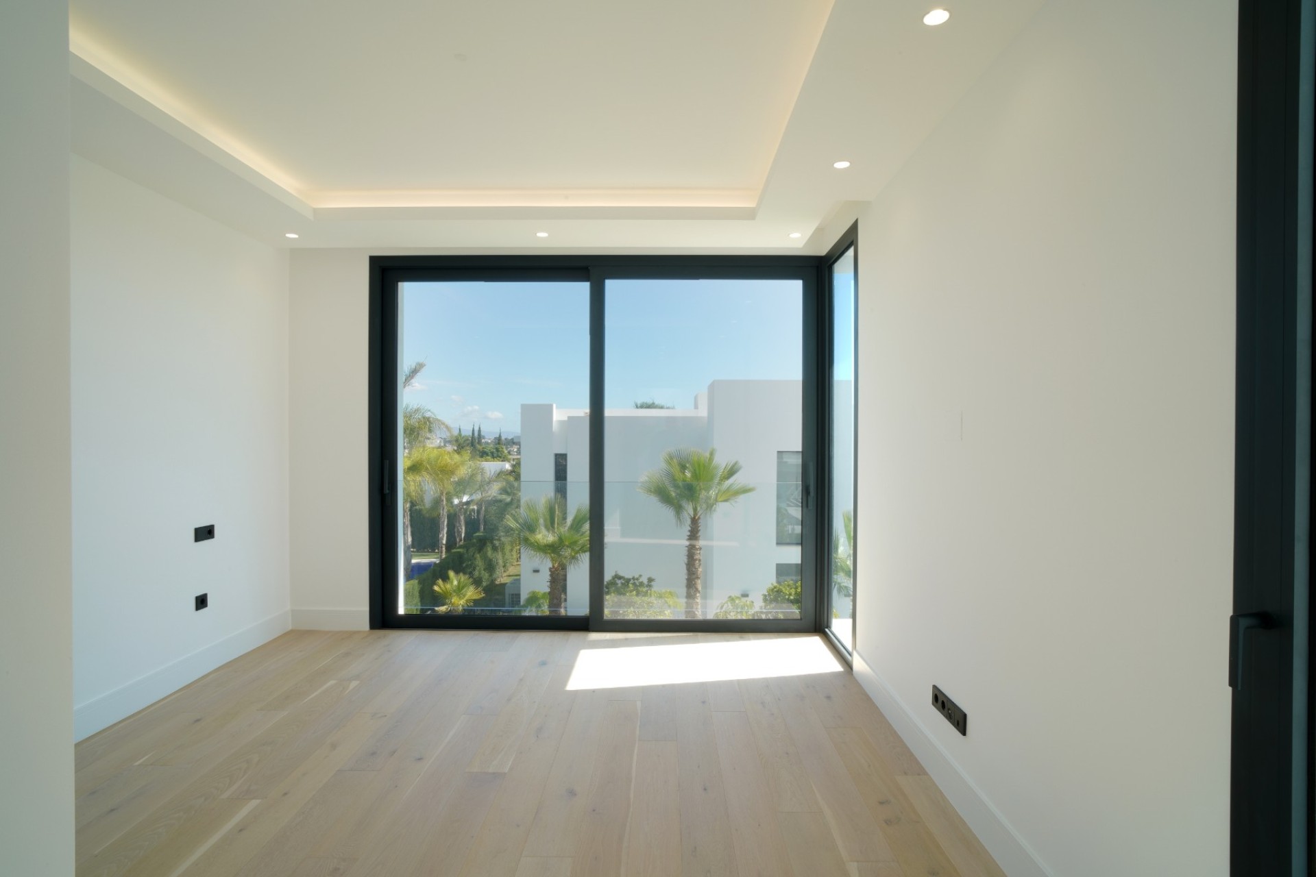 Resale - Villa - Benahavis