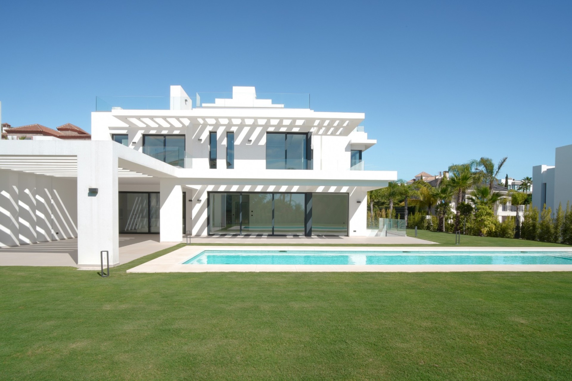 Resale - Villa - Benahavis