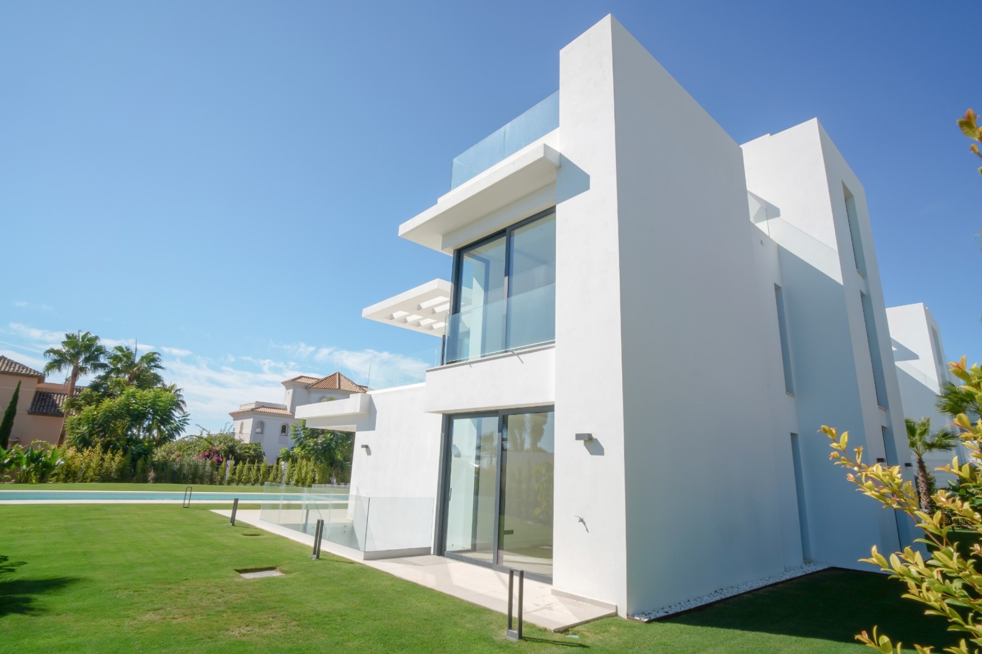 Resale - Villa - Benahavis