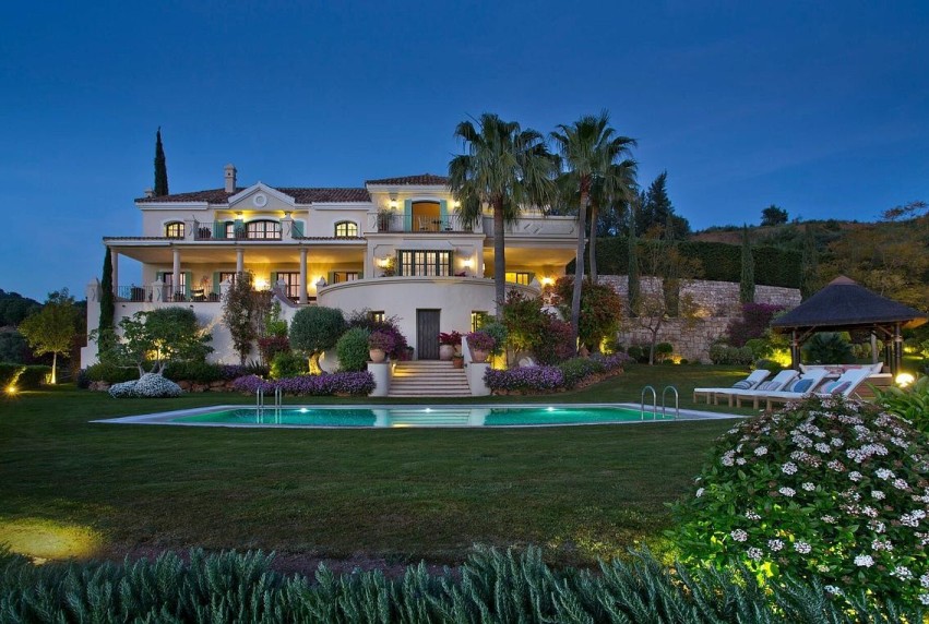 Resale - Villa - Benahavis