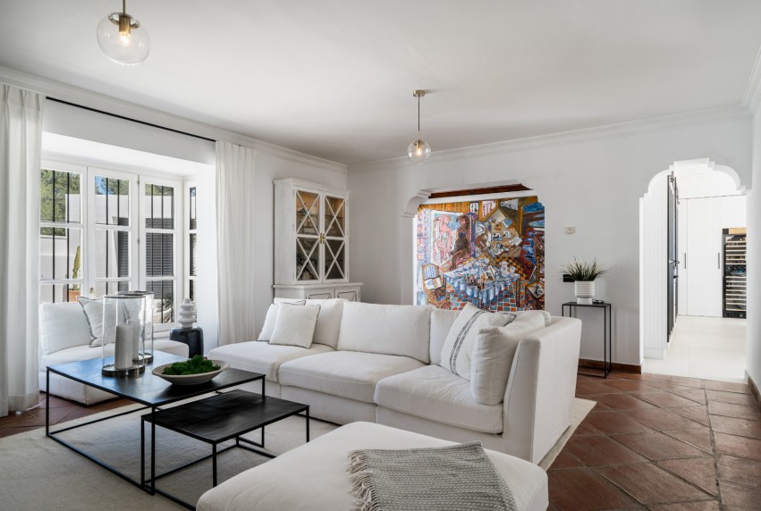 Resale - Villa - Benahavis