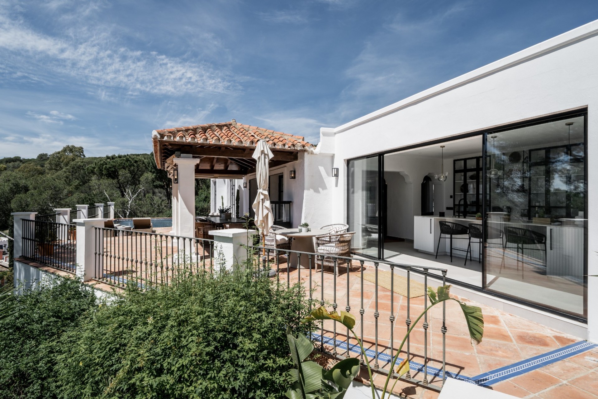 Resale - Villa - Benahavis