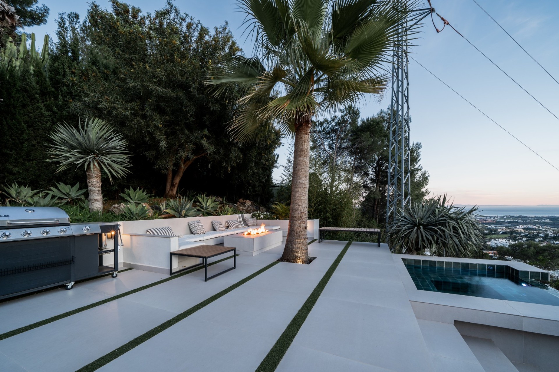 Resale - Villa - Benahavis