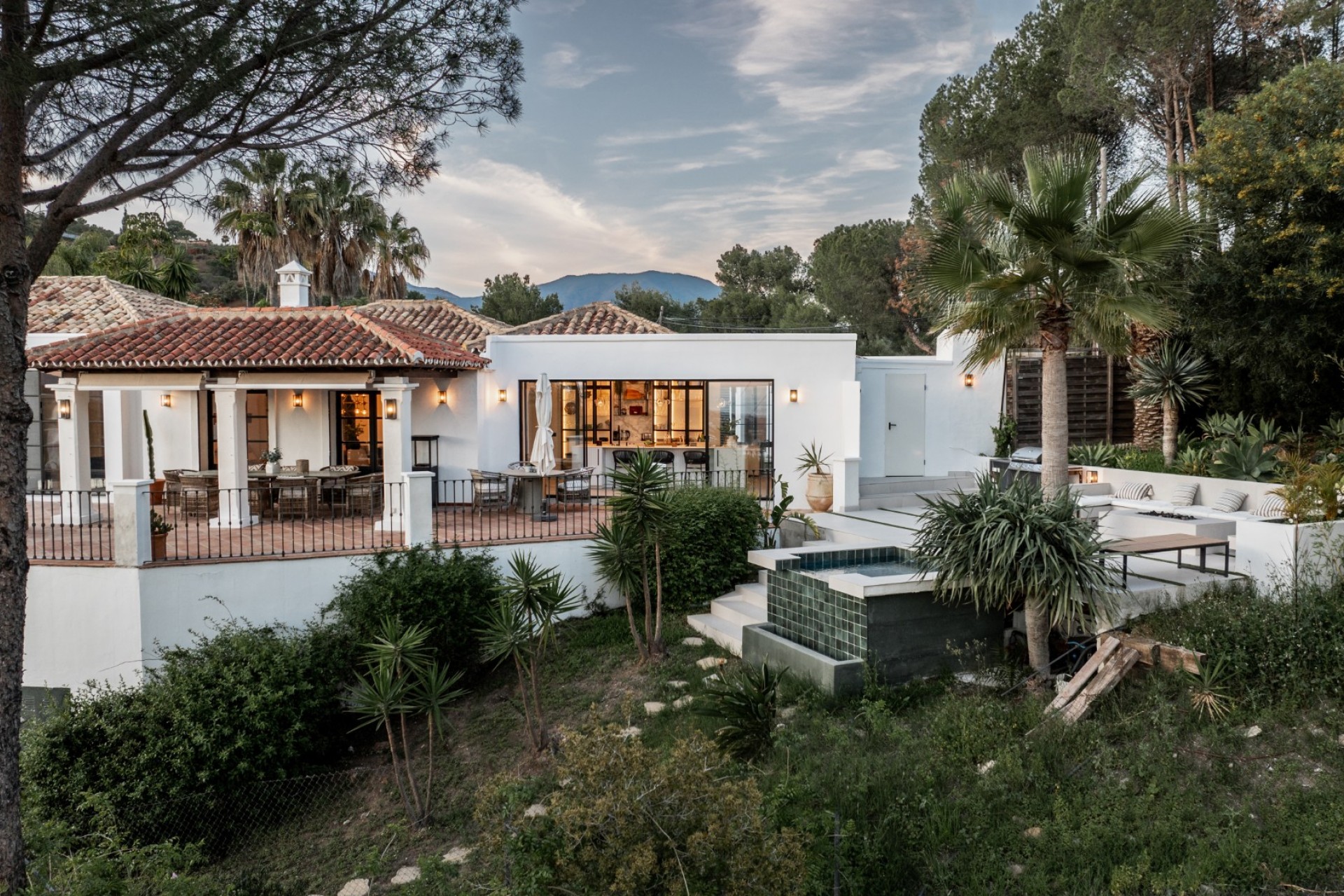 Resale - Villa - Benahavis