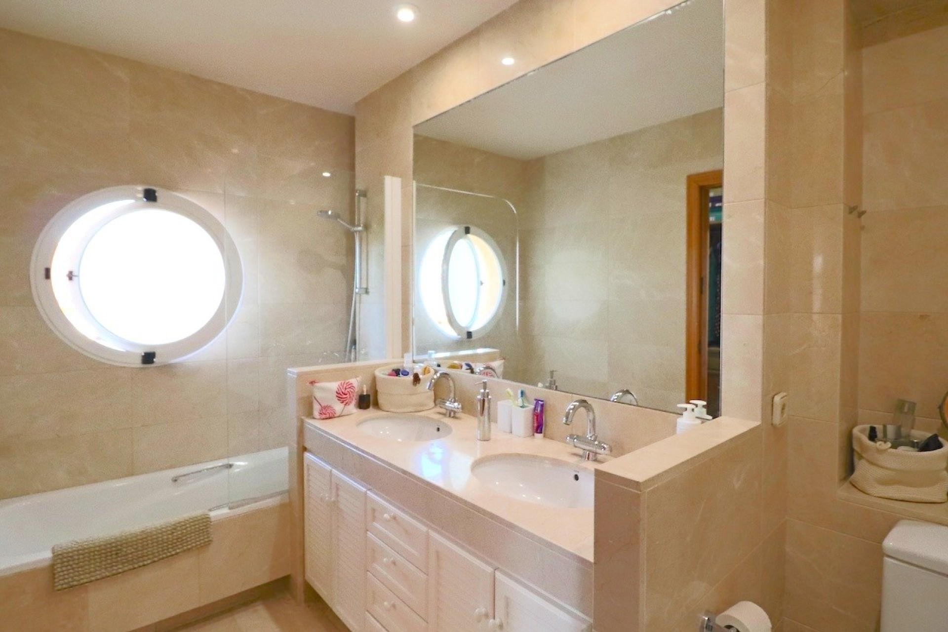 Resale - Villa - Benidorm - Urbanizaciones