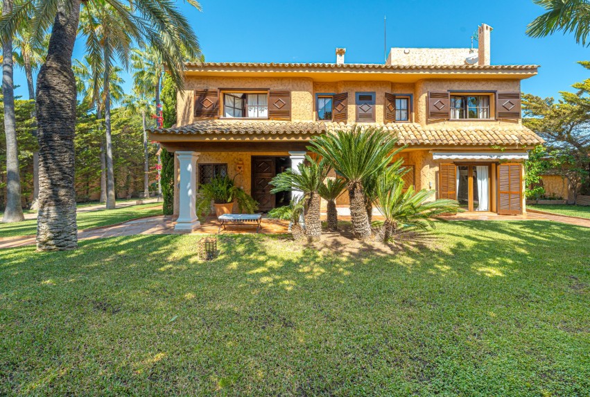 Resale - Villa - Benidorm