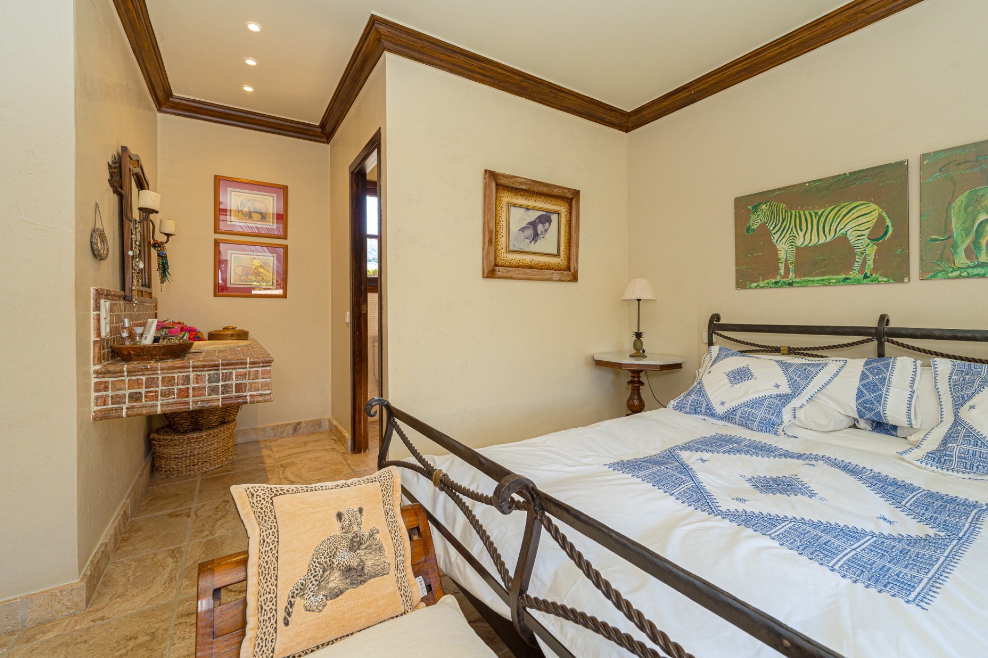 Resale - Villa - Benidorm