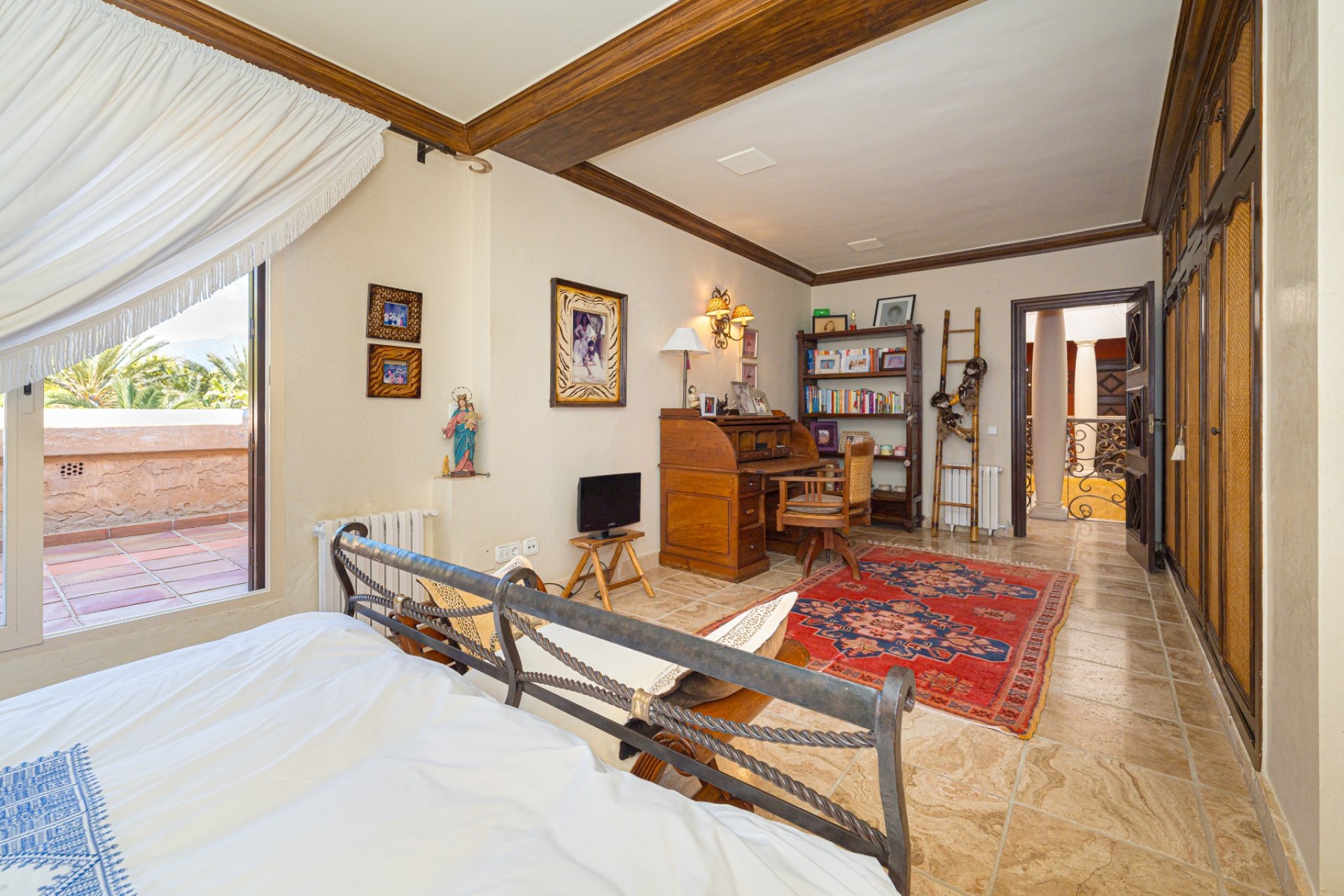 Resale - Villa - Benidorm