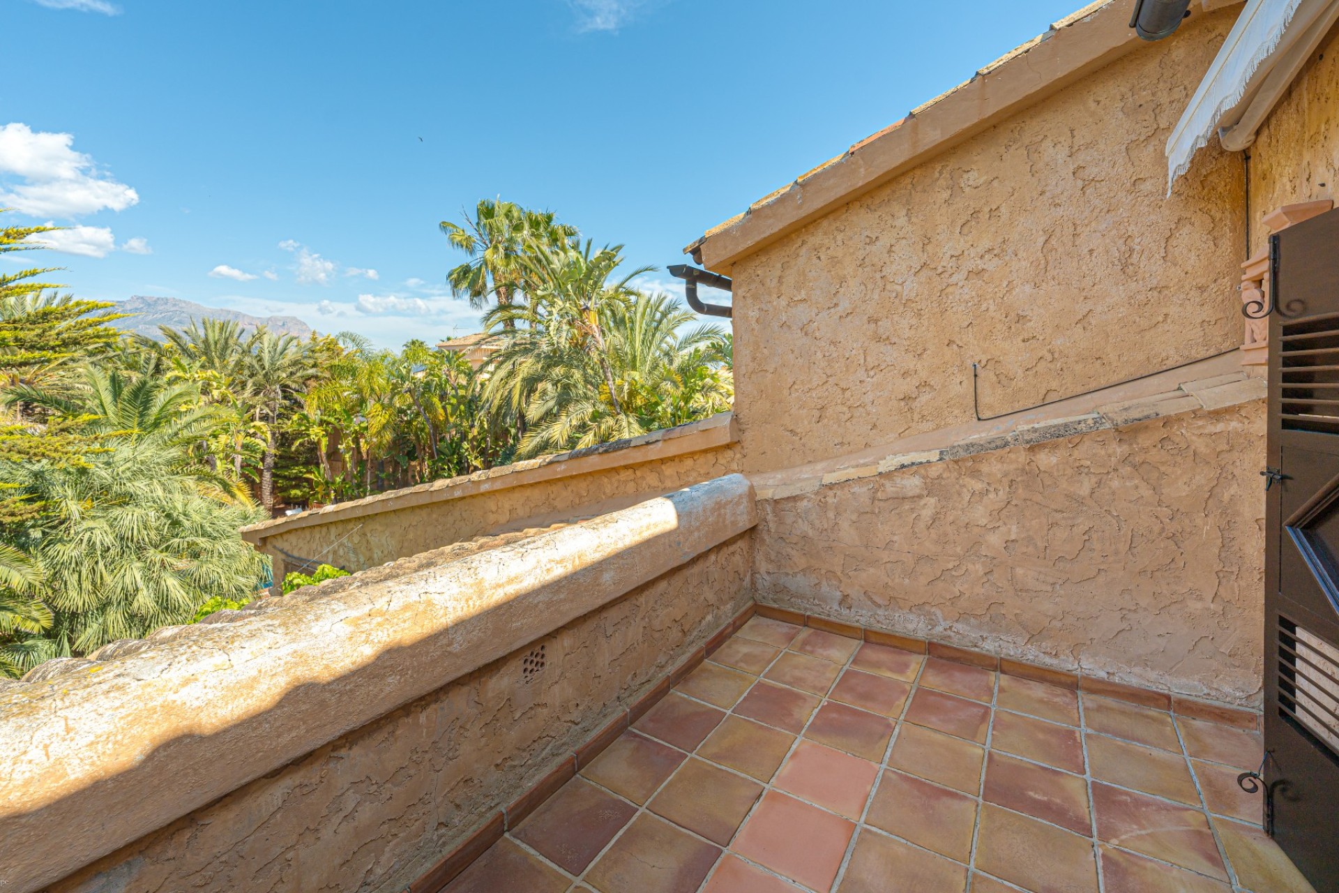 Resale - Villa - Benidorm