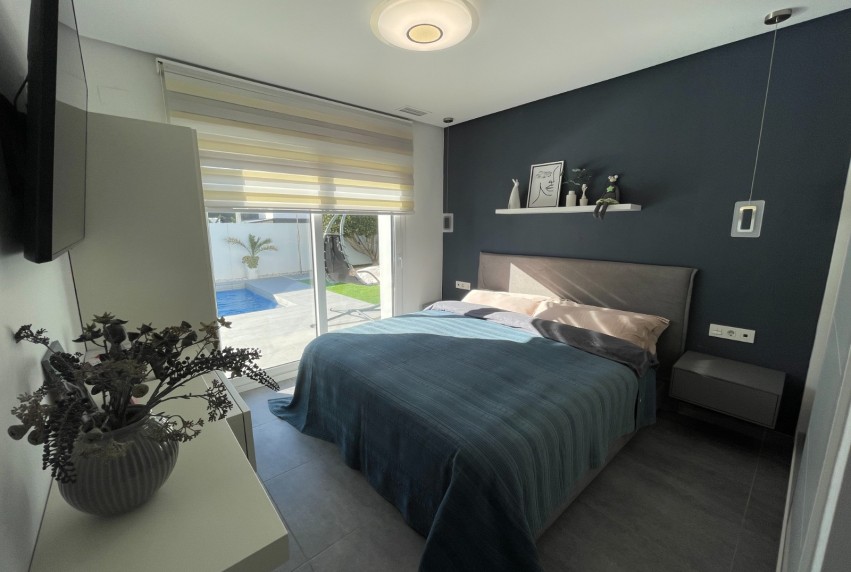 Resale - Villa - Benijofar - Center