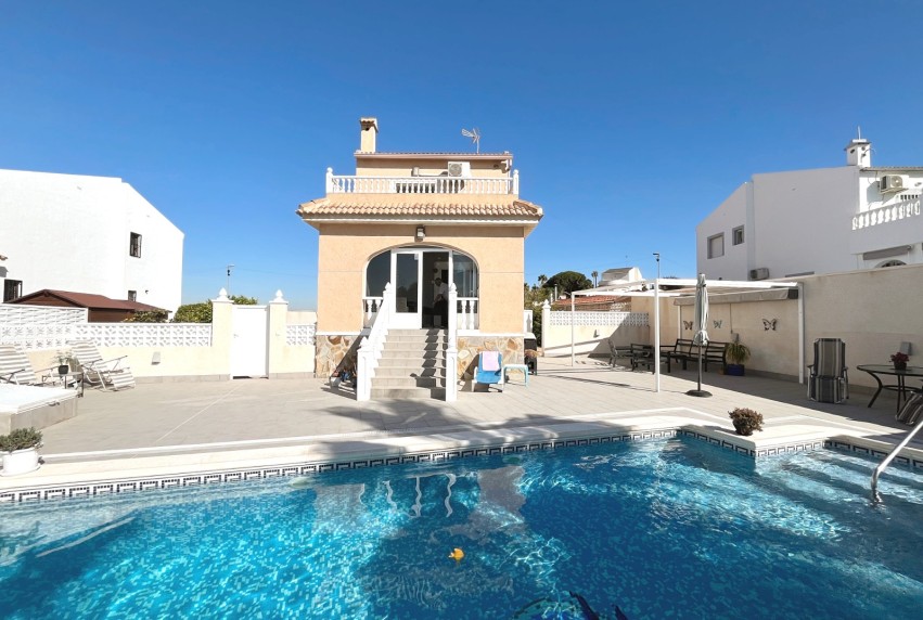 Resale - Villa - Benijofar - Monte Azul