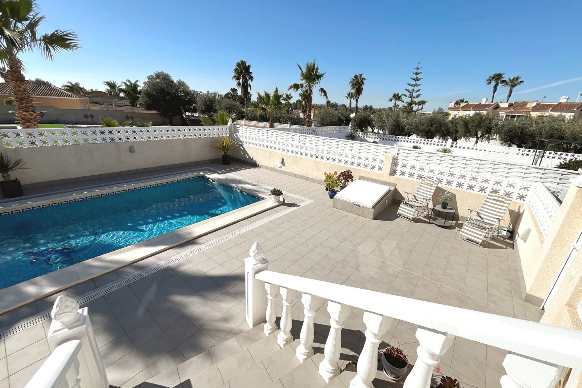 Resale - Villa - Benijofar - Monte Azul
