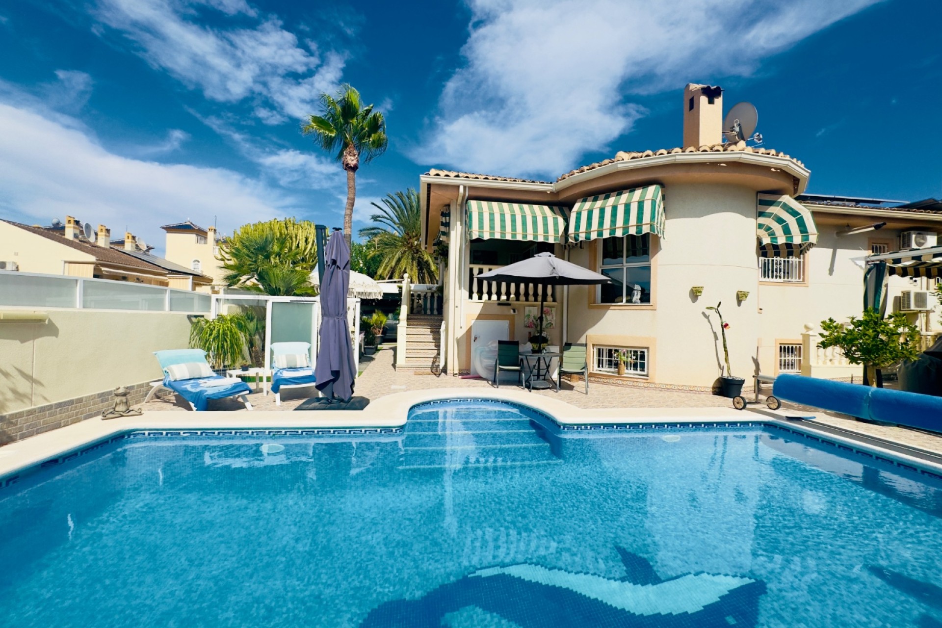 Resale - Villa - Benijofar