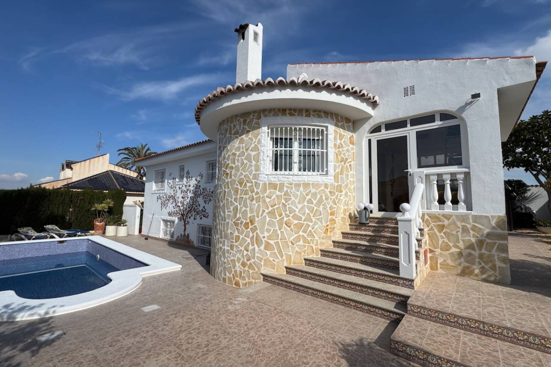 Resale - Villa - Benimar