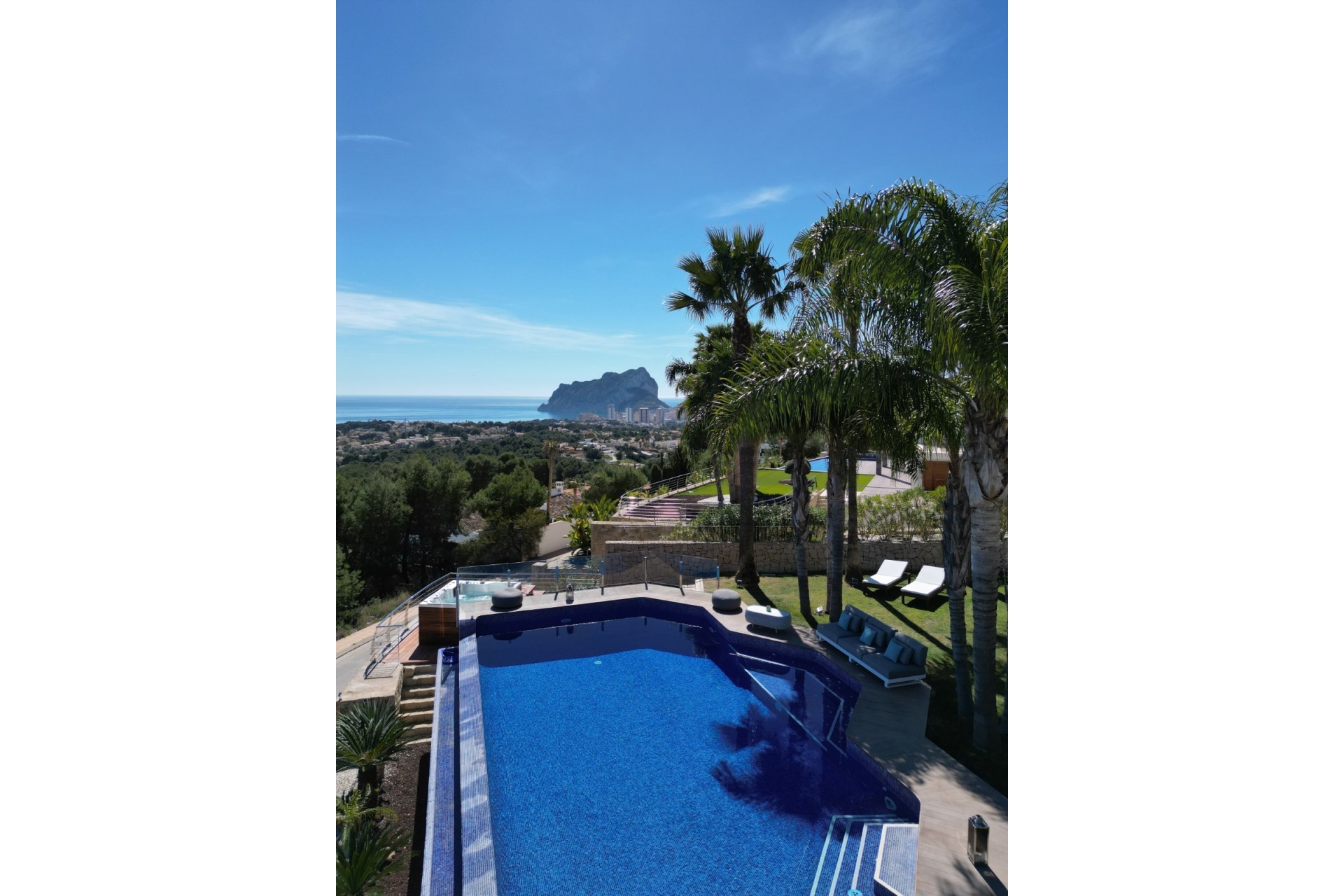 Resale - Villa - Benissa