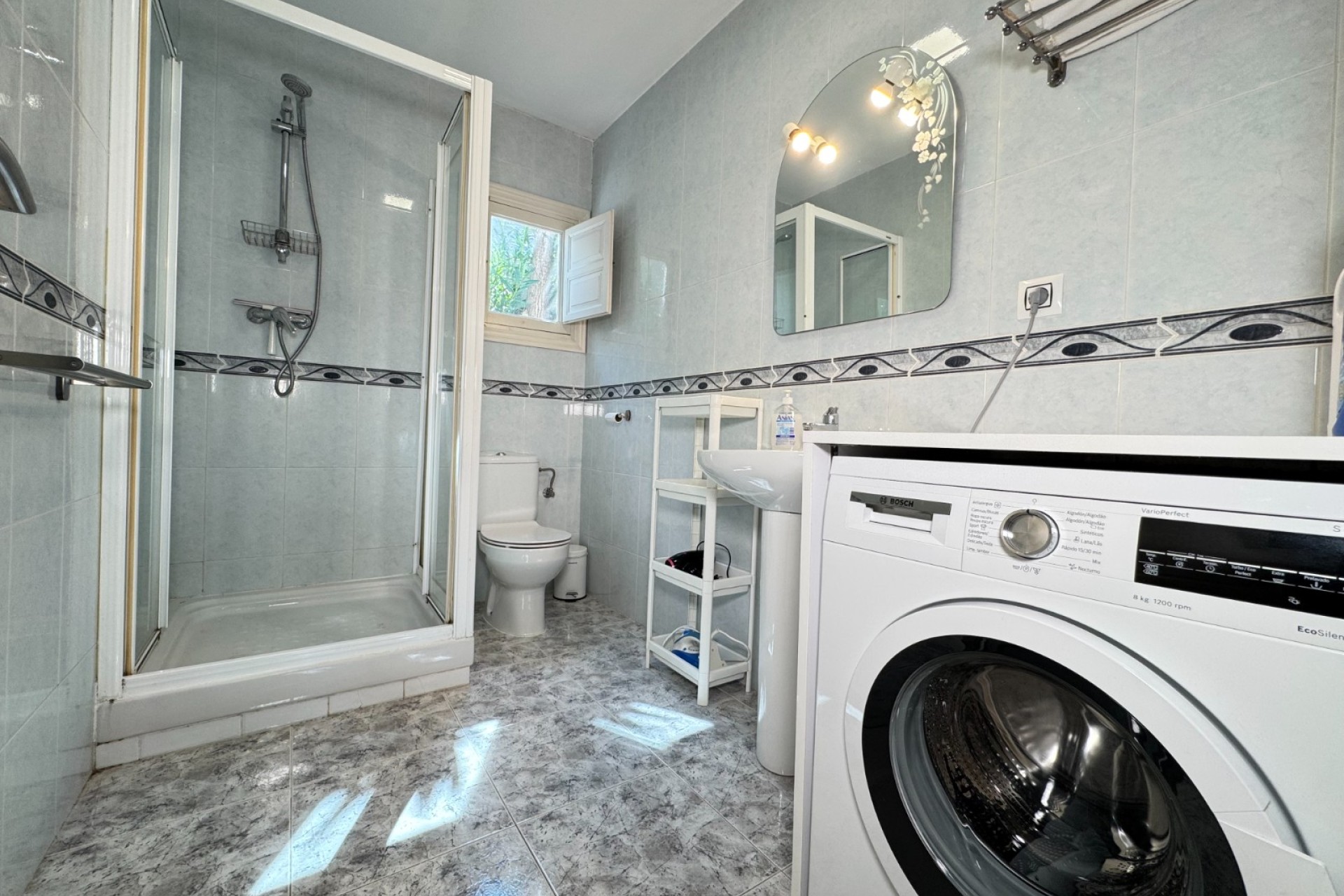 Resale - Villa - Blanca