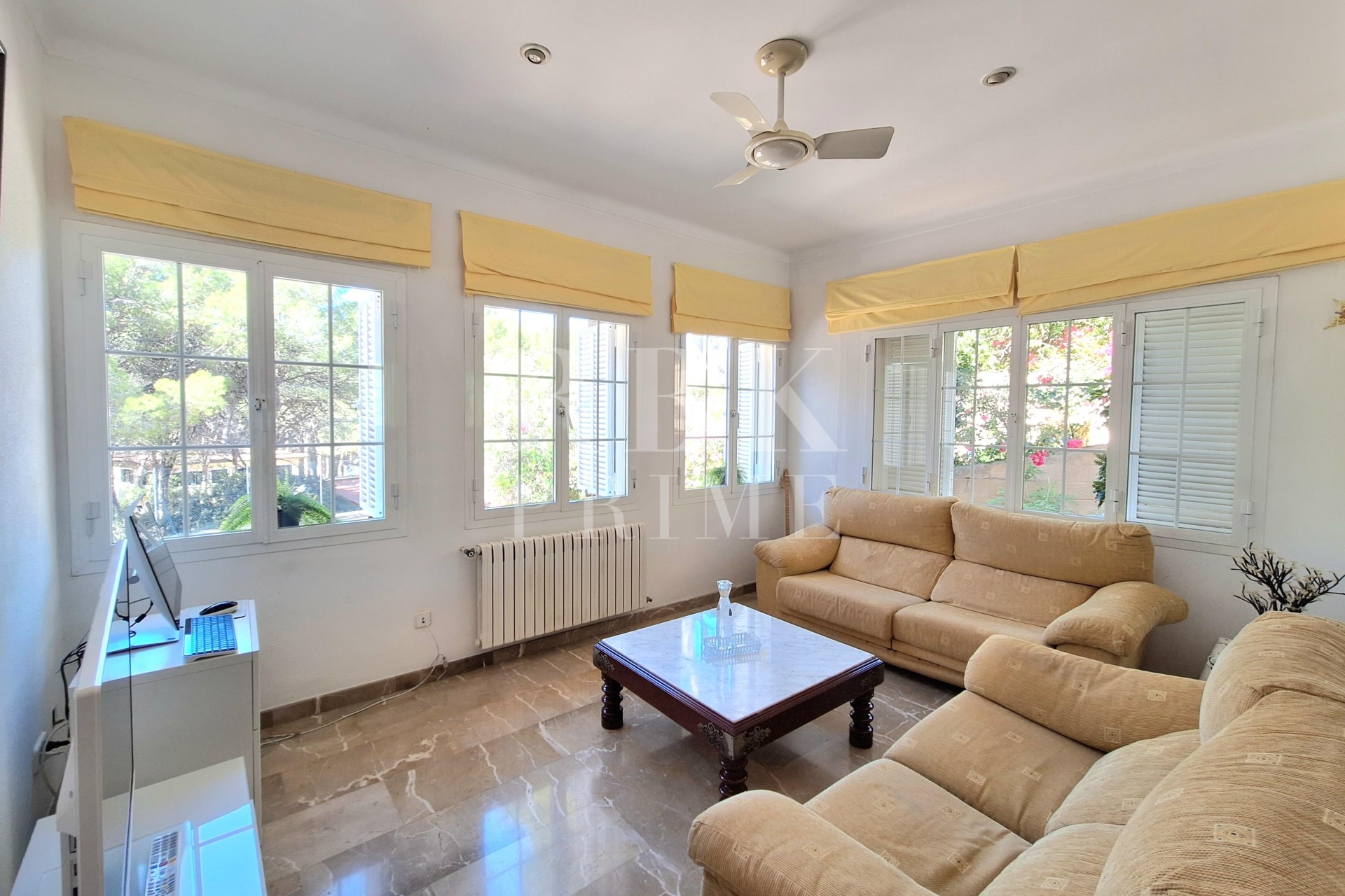 Resale - Villa - Calvià - Peguera