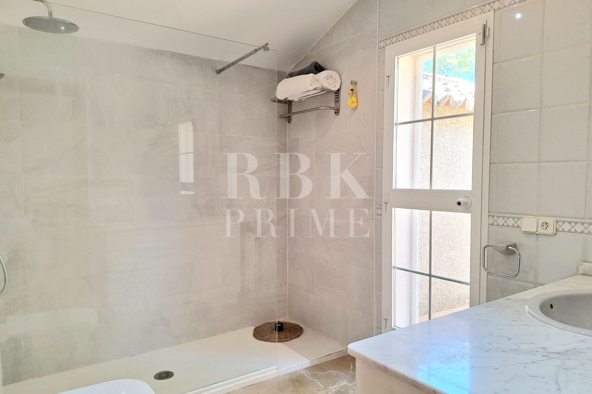 Resale - Villa - Calvià - Peguera