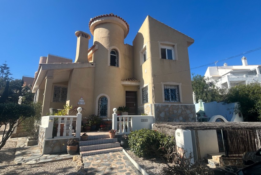 Resale - Villa - Cartagena - Cabo de Palos