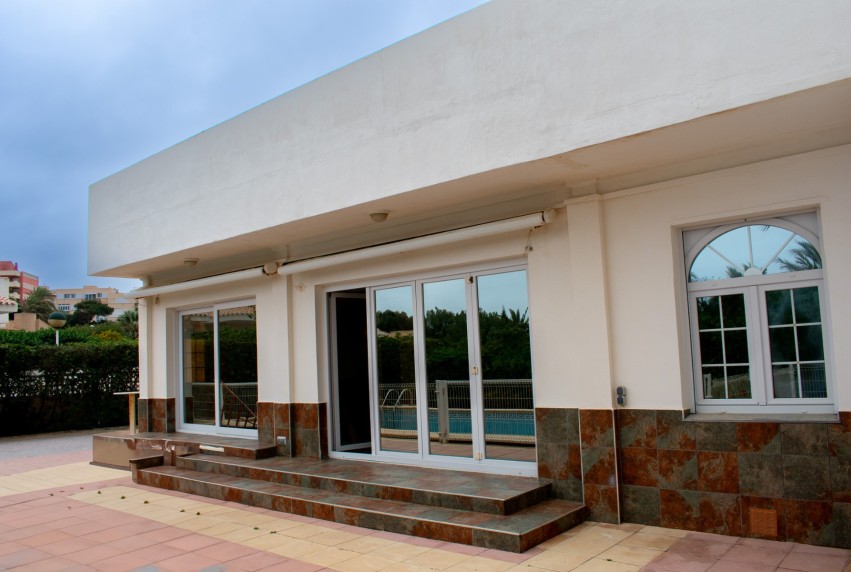 Resale - Villa - Cartagena - La Manga del Mar Menor