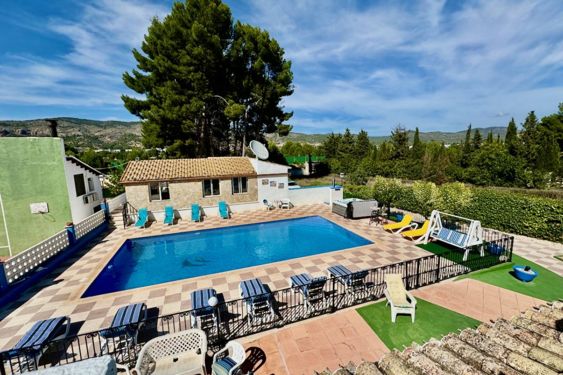 Resale - Villa - Castalla