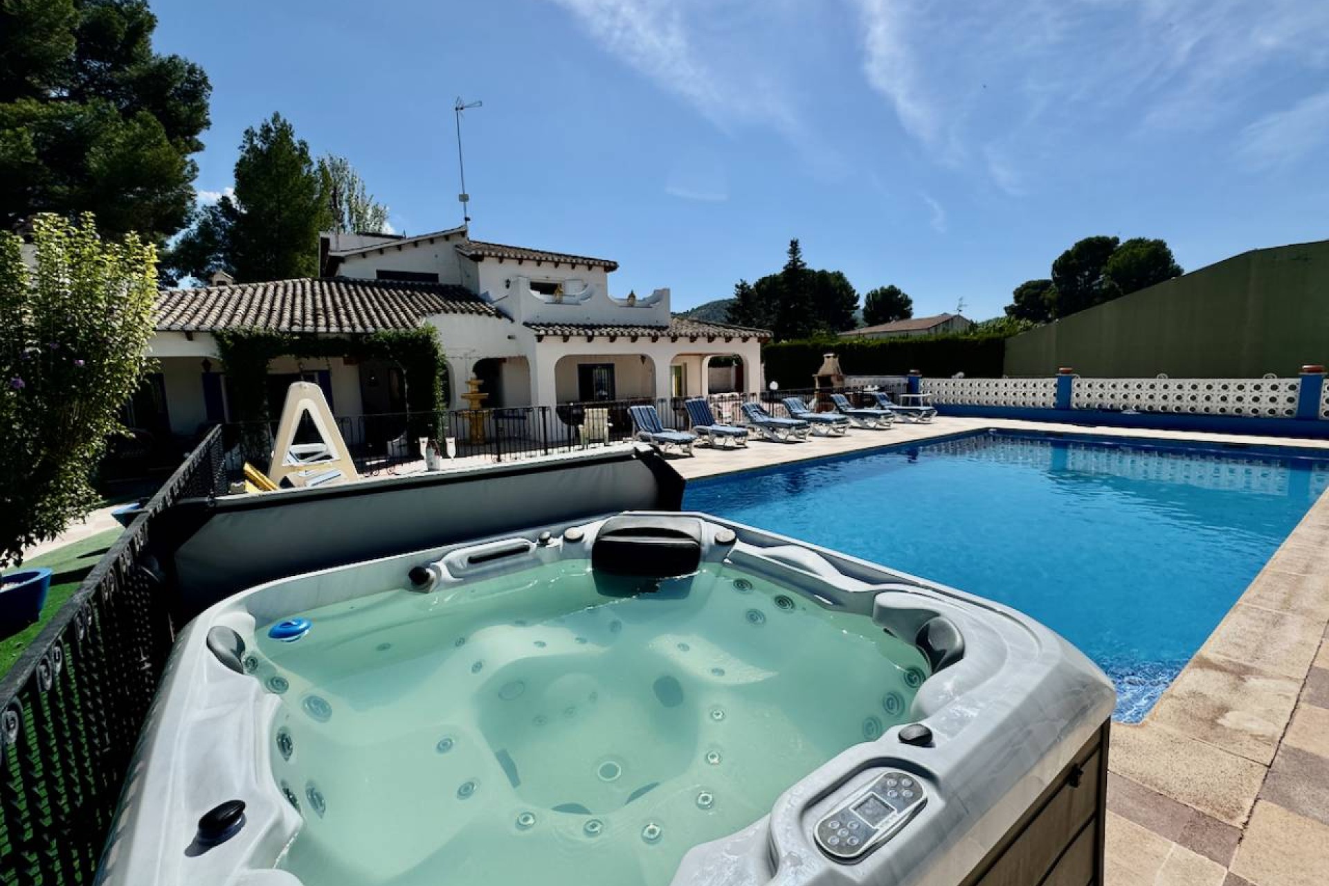 Resale - Villa - Castalla