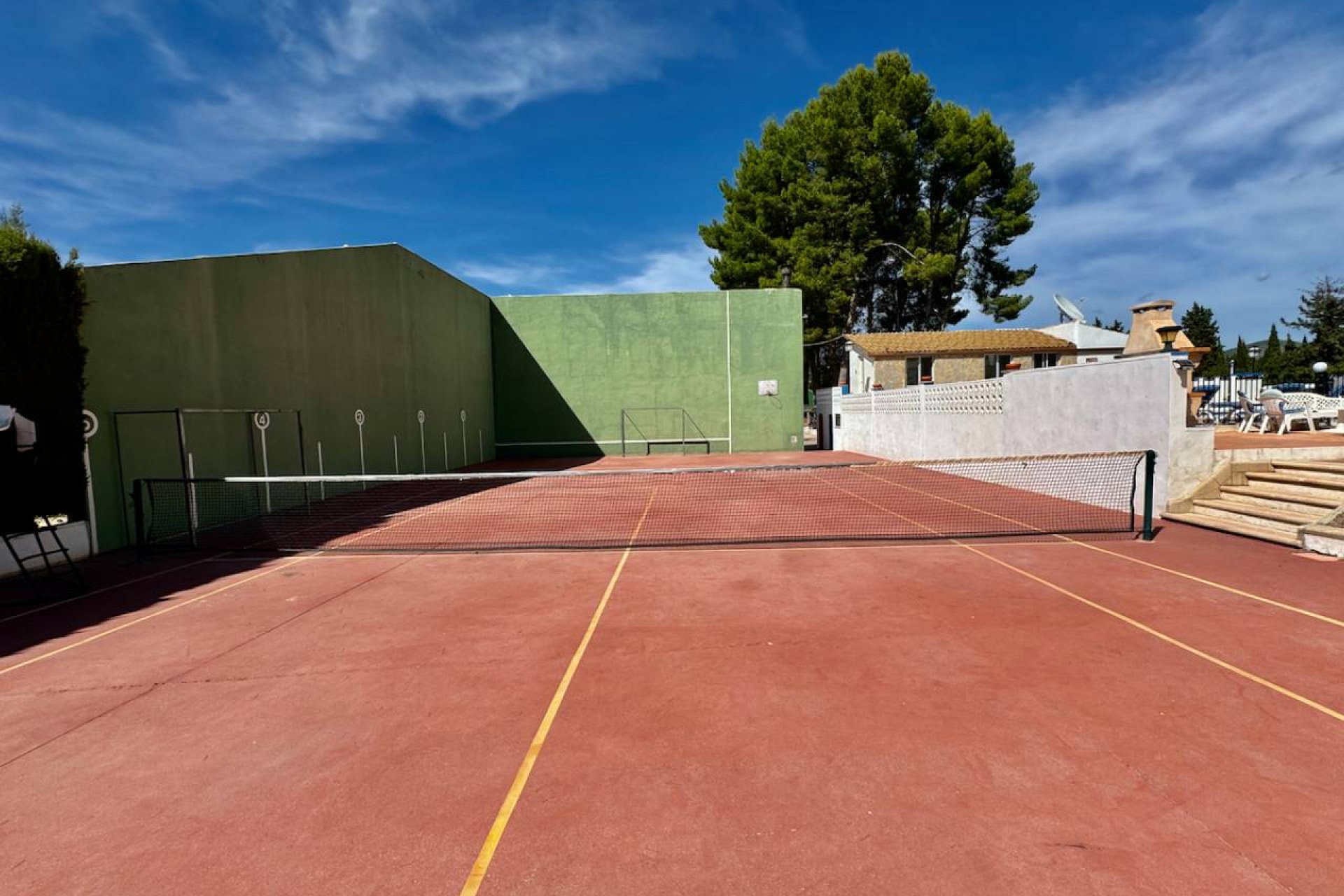 Resale - Villa - Castalla