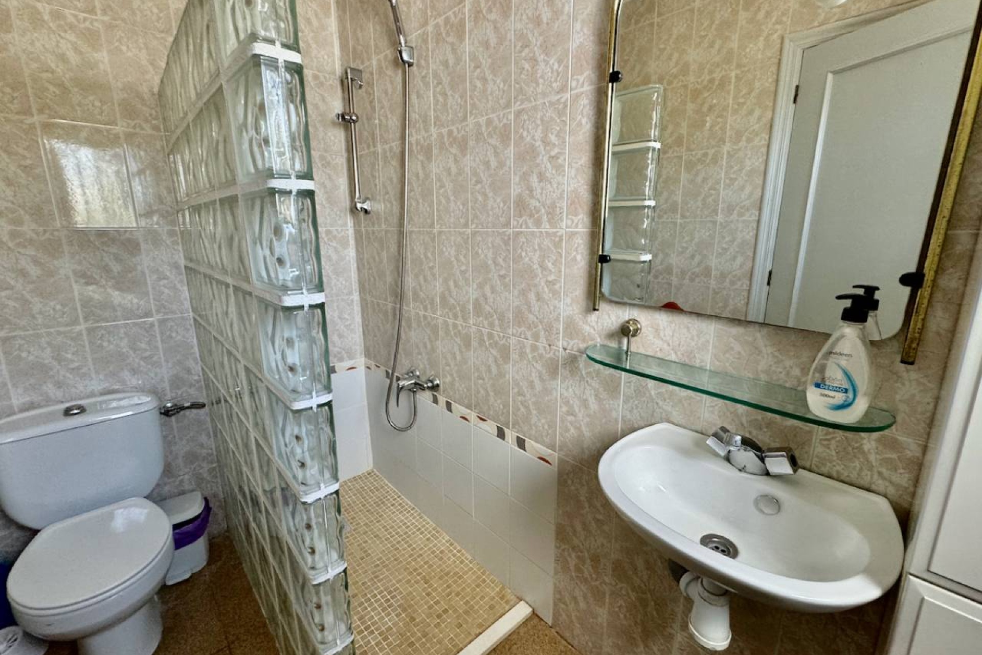 Resale - Villa - Castalla