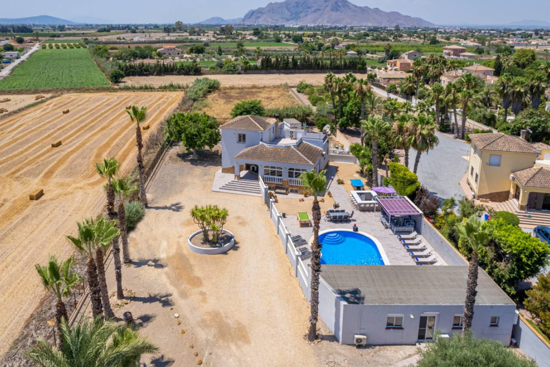 Resale - Villa - Catral