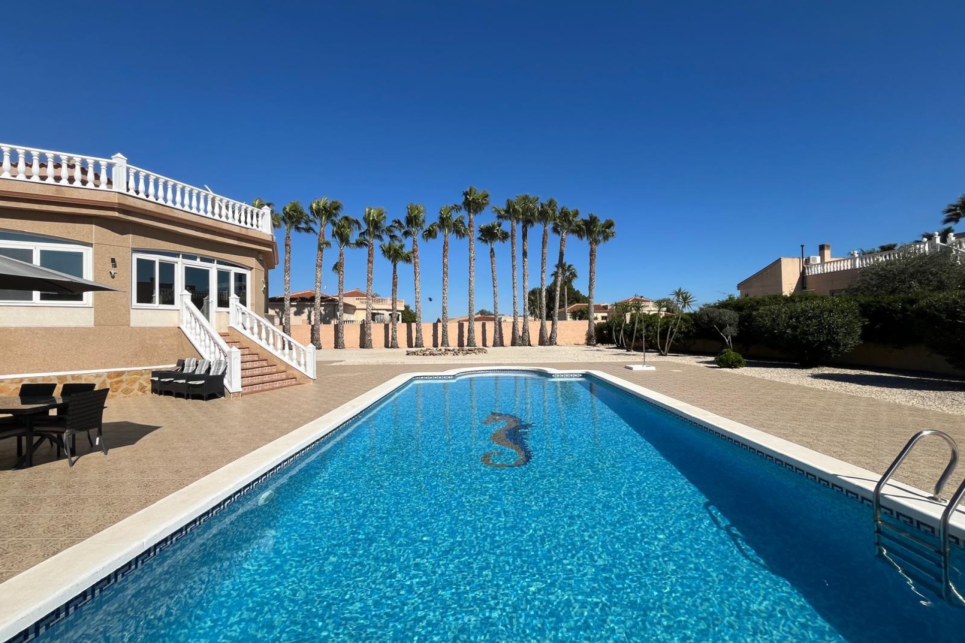 Resale - Villa - Catral