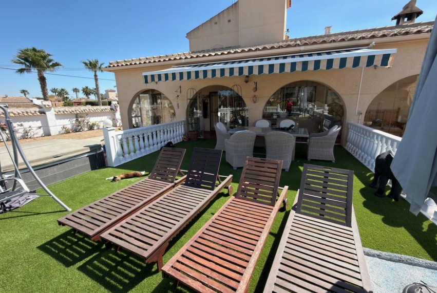 Resale - Villa - Catral