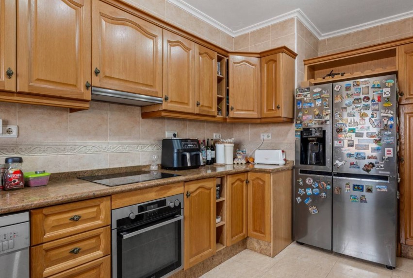 Resale - Villa - Catral
