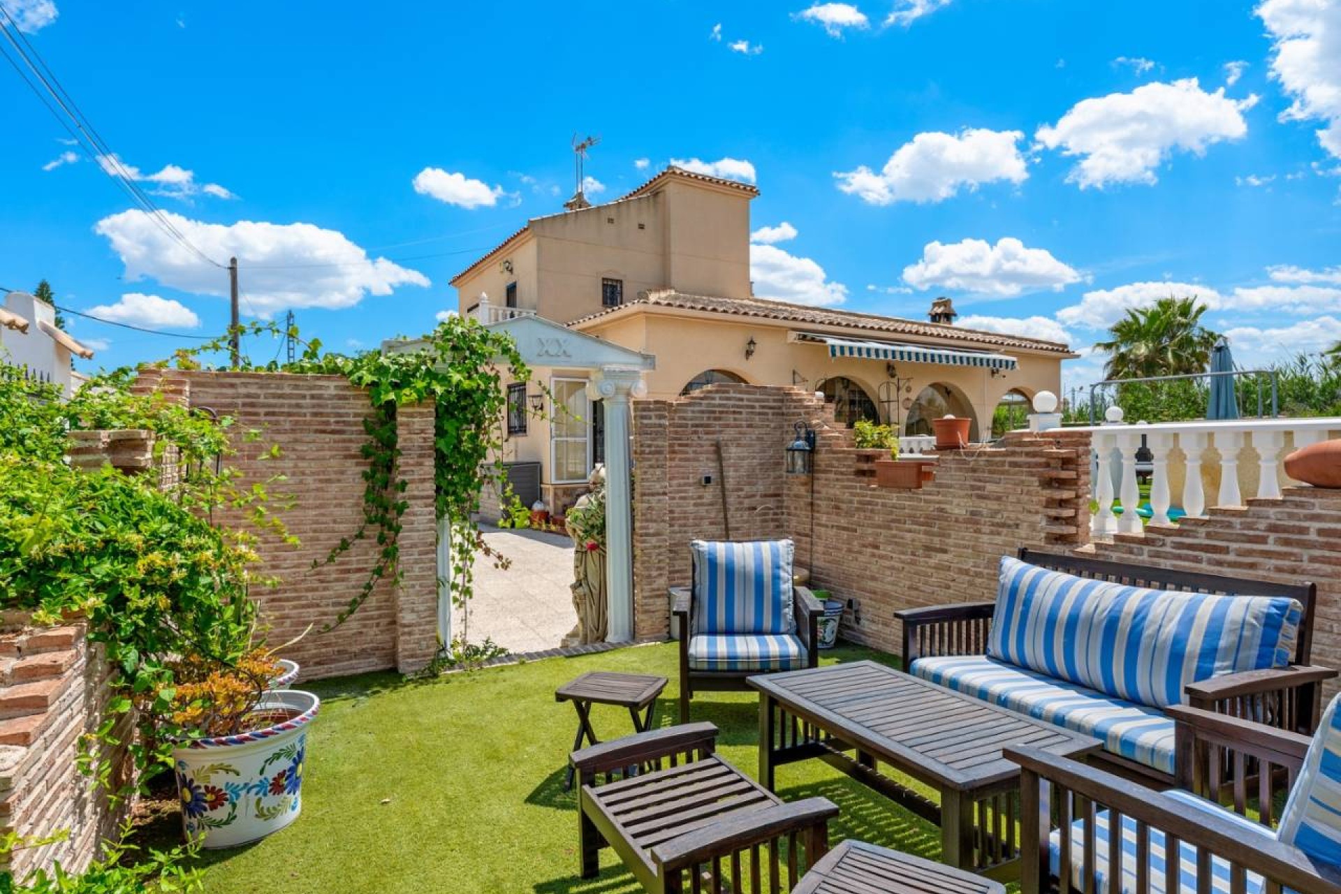 Resale - Villa - Catral