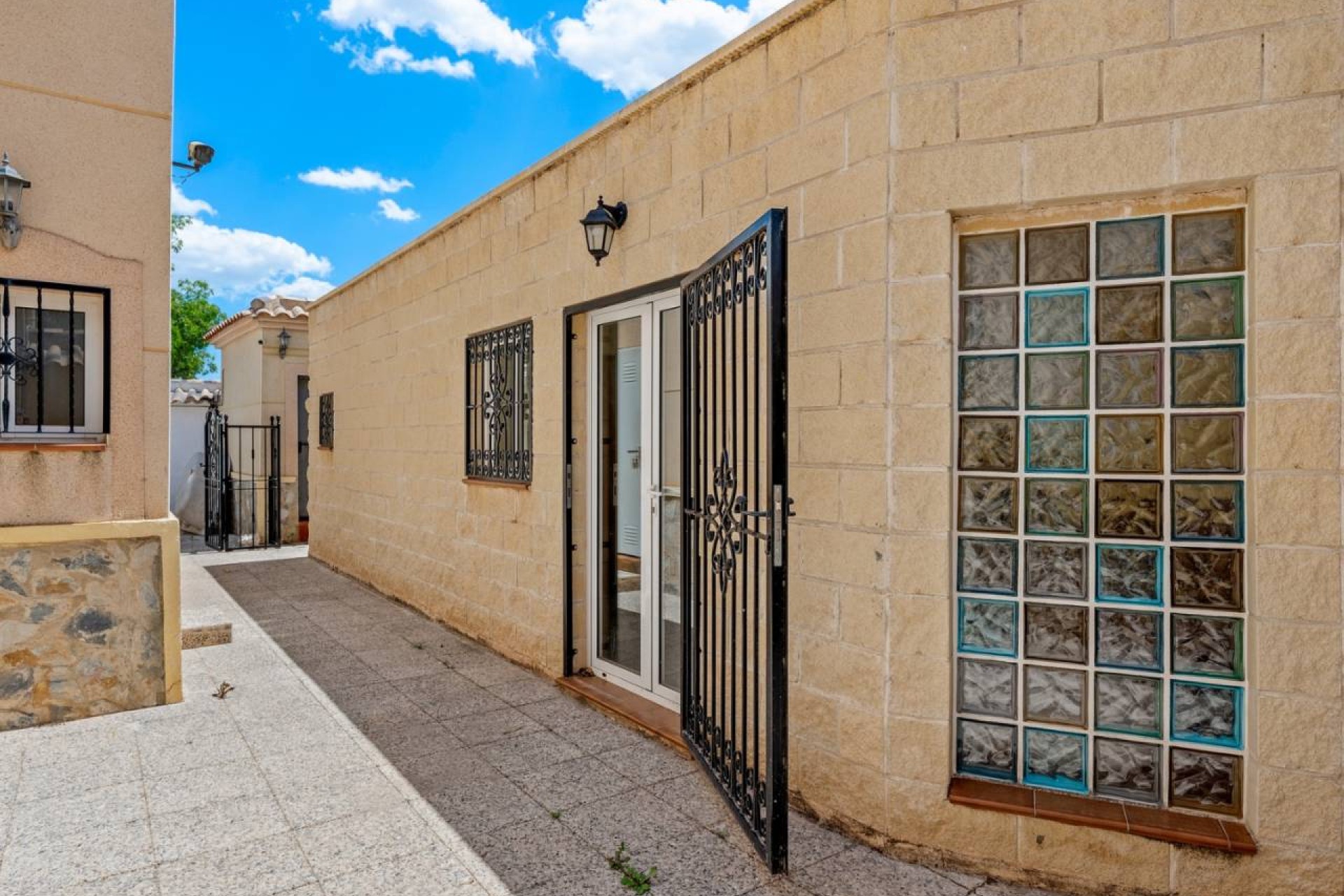 Resale - Villa - Catral