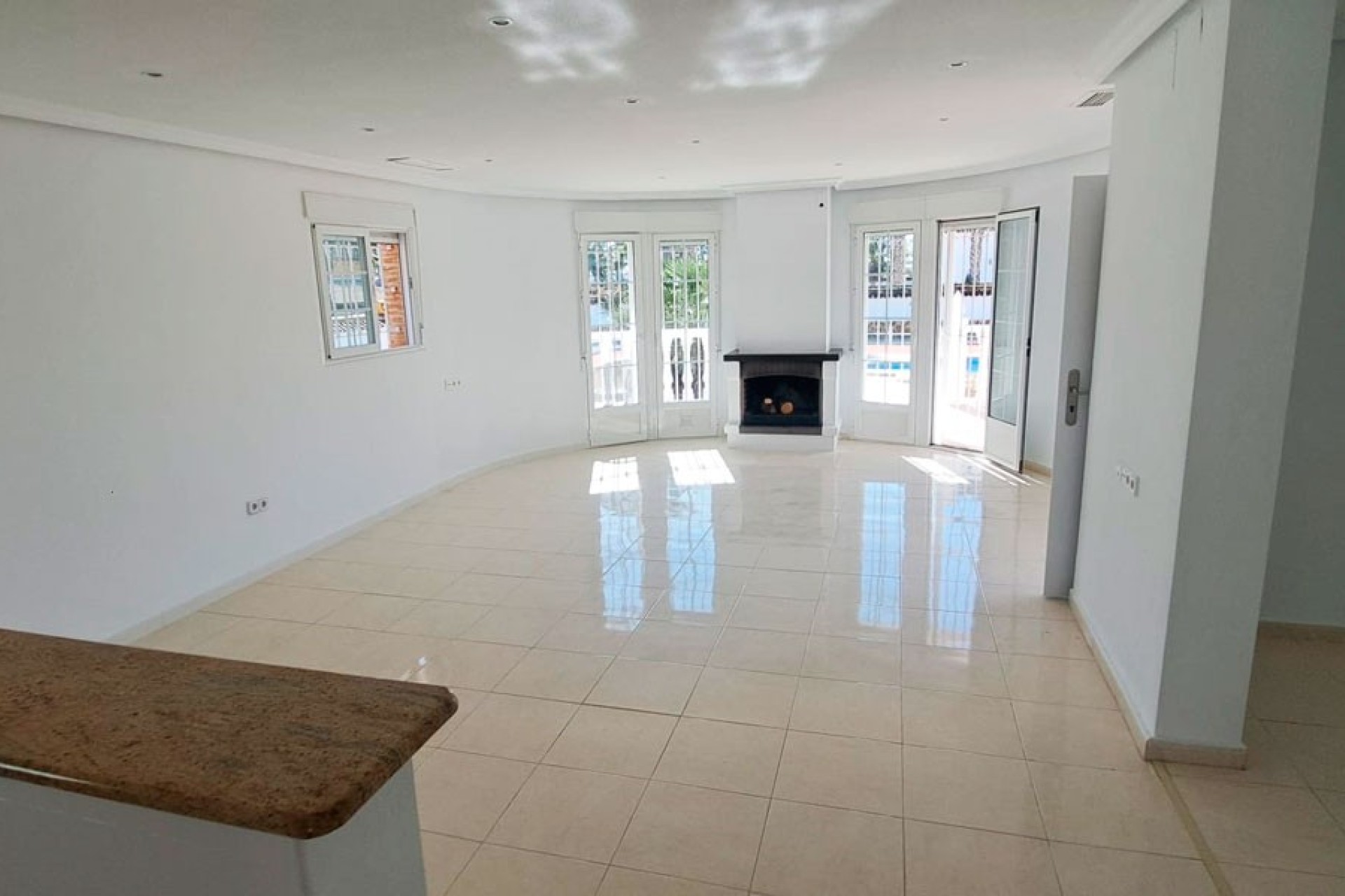 Resale - Villa - Catral