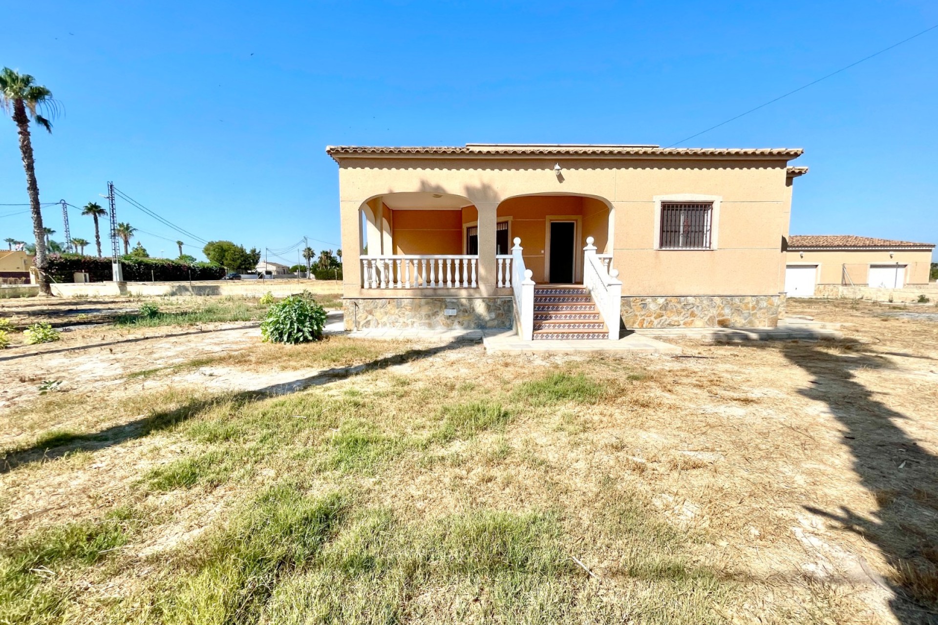 Resale - Villa - Catral