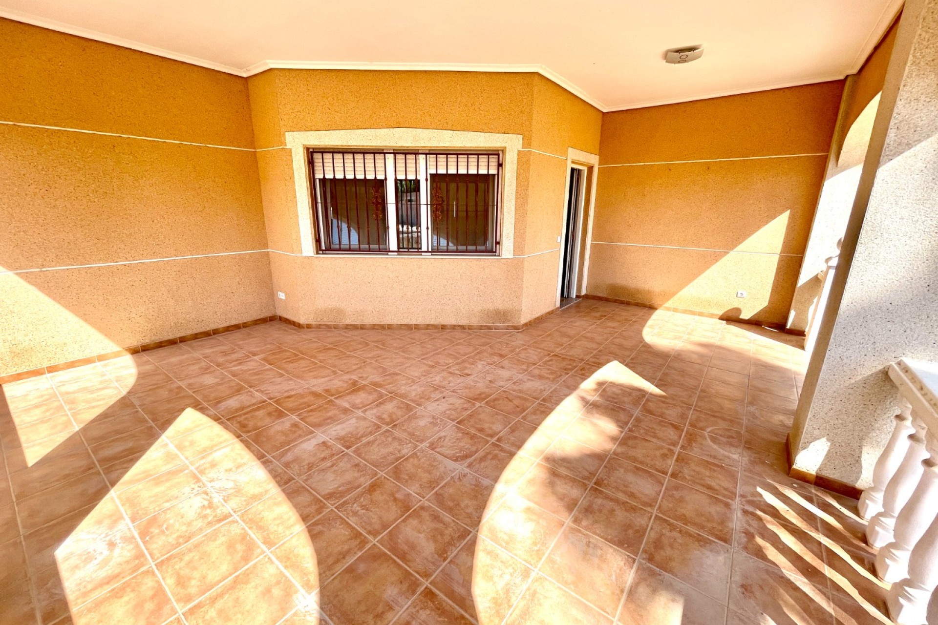 Resale - Villa - Catral