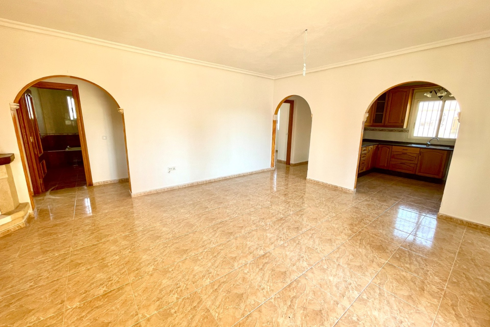 Resale - Villa - Catral